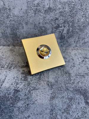 Кнопка Matte gold stone